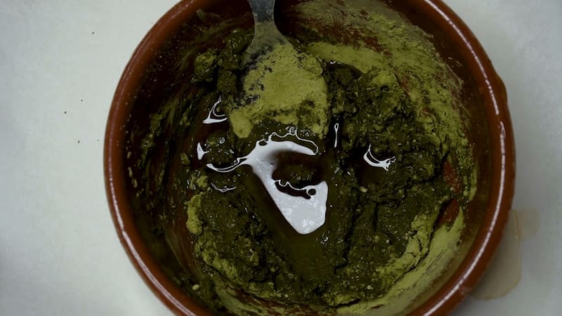 تصویر 2 از حنا هندی مشکی مناسب زیبایی مو و تغییر رنگ جذاب